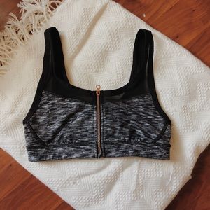 [lululemon] drop it like it’s hot sports bra